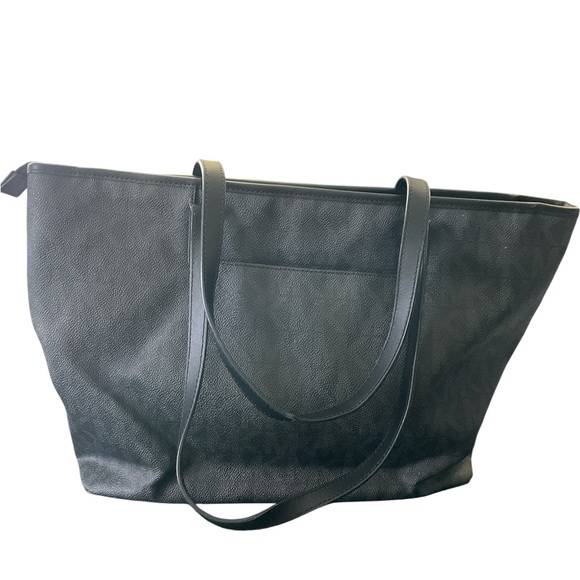 Michael Michael Kors, Signature LRG Black Tote Handles have Trim Wear see pics - Picture 3 of 17
